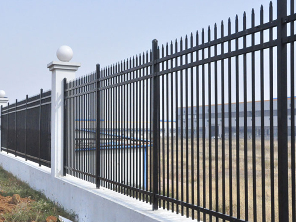 工廠圍墻護(hù)欄