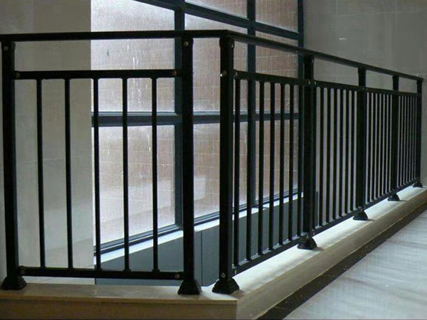 陽臺護欄風格種類分類大全