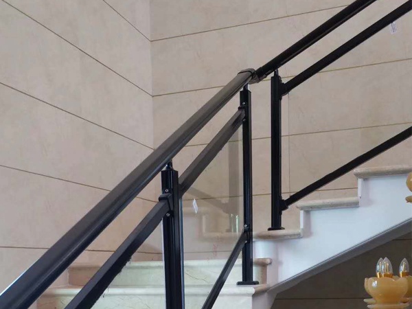 大批量采購樓梯扶手，從這3款樓梯扶手中就對(duì)了！