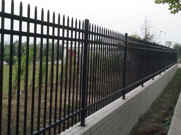 鋅鋼柵欄廠家哪里找？