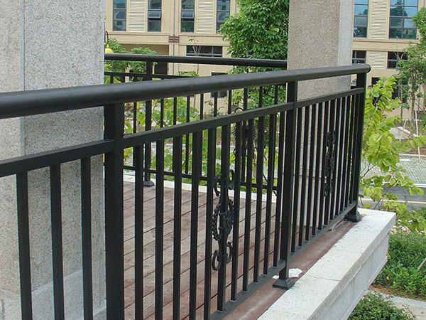 護欄廠家聯系方式怎么找？