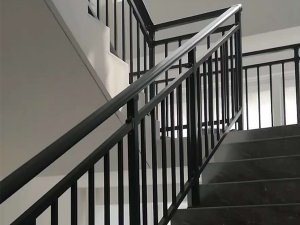 怎么在網(wǎng)上定制樓梯扶手？方法在這里！