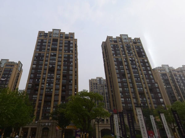 泰州正太周山匯水小區陽臺護欄、樓梯扶手定制