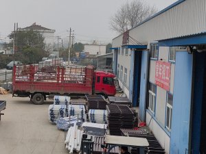 金用護欄2020年12月10日鋅鋼百葉窗發貨！