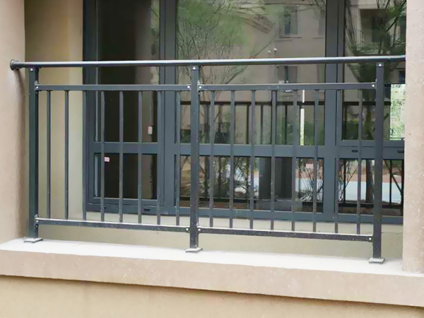 鋅鋼護欄生產廠家電話多少？