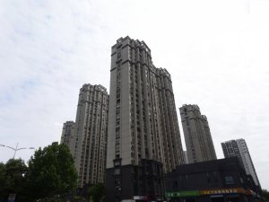 合肥春暉園小區陽臺護欄、樓梯扶手定制