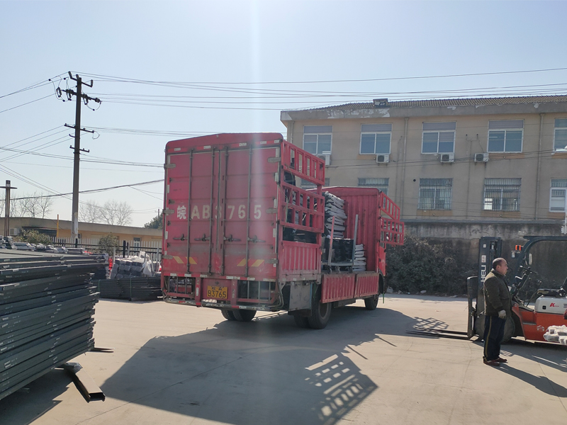 金用護欄2021年1月19日鋅鋼飄窗護欄發(fā)貨！