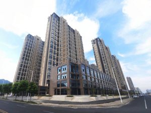 黃山天都首郡小區(qū)定制百葉窗、樓梯欄桿、陽(yáng)臺(tái)欄桿