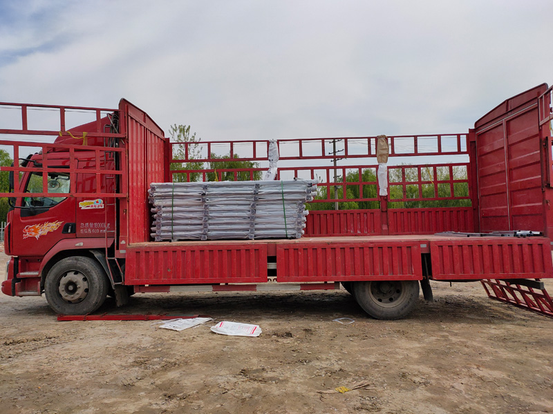 金用護(hù)欄2021年4月6日鋅鋼陽臺欄桿發(fā)貨! 金用護(hù)欄2021年4月6日鋅鋼陽臺欄桿發(fā)貨!