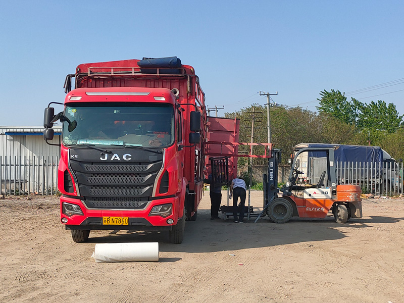 金用護欄2021年4月19日鋅鋼護窗欄桿發貨！