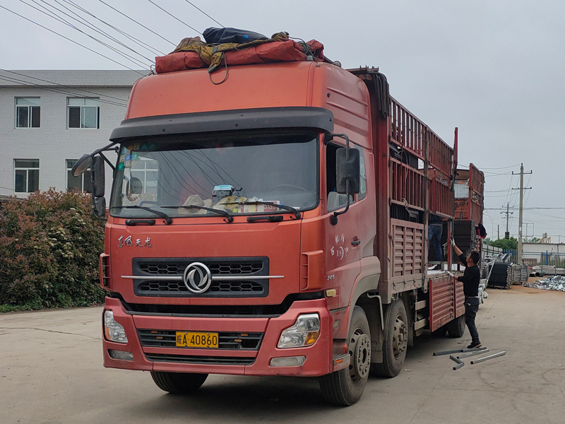 金用護欄2021年4月22日鋁合金百葉窗發(fā)貨！