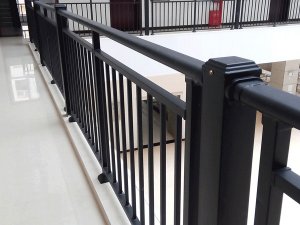 快速辨別鋅鋼護欄質量好壞的兩個方法 快速辨別鋅鋼護欄質量好壞的兩個方法