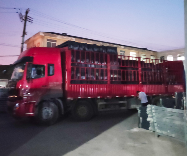 金用護欄2021年6月11日鋅鋼百葉窗發貨! 金用護欄2021年6月11日鋅鋼百葉窗發貨!