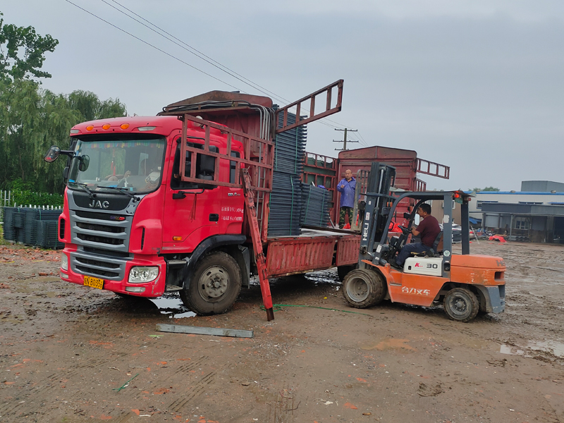 金用護(hù)欄2021年6月19日鋅鋼護(hù)窗欄桿發(fā)貨！