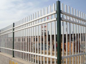 圍墻護(hù)欄采購(gòu)注意事項(xiàng)