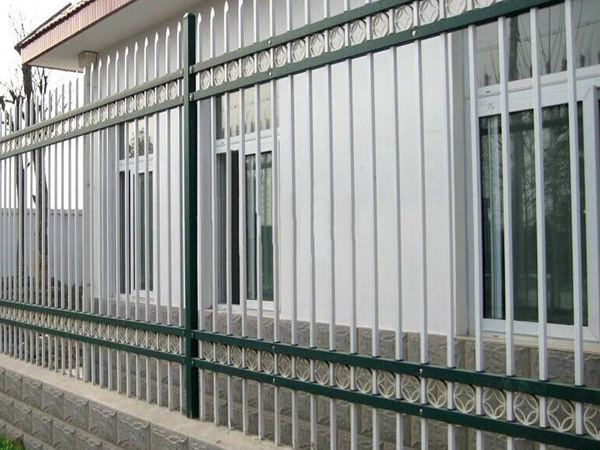 圍墻護欄多少錢一米？