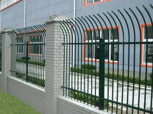 圍墻護(hù)欄采購(gòu)技巧