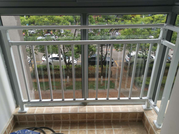 飄窗護欄一般做多高？