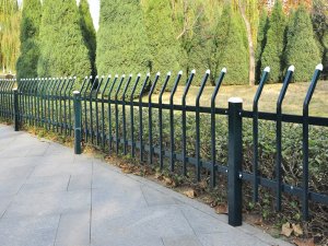 草坪護(hù)欄常見高度 草坪護(hù)欄常見高度