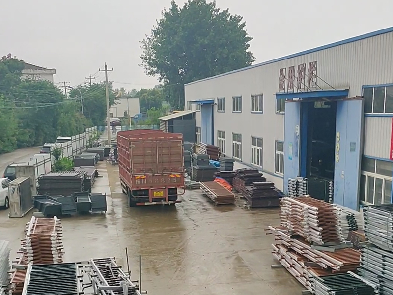 2023年6月10日鋅鋼連廊欄桿裝車發(fā)貨！