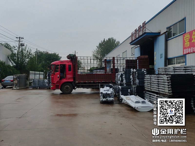 2023年9月22日鋅鋼飄窗護欄裝車發貨！