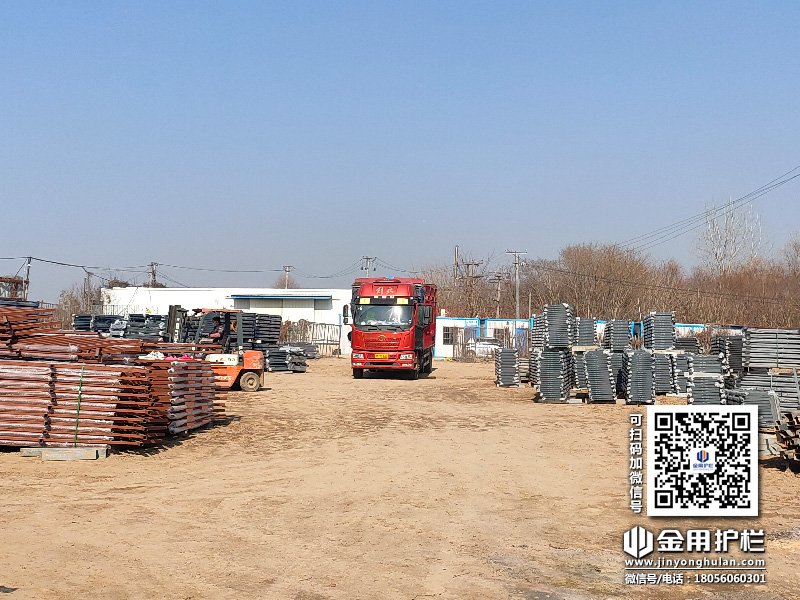 2024年1月13日鋅鋼百葉窗裝車發貨！