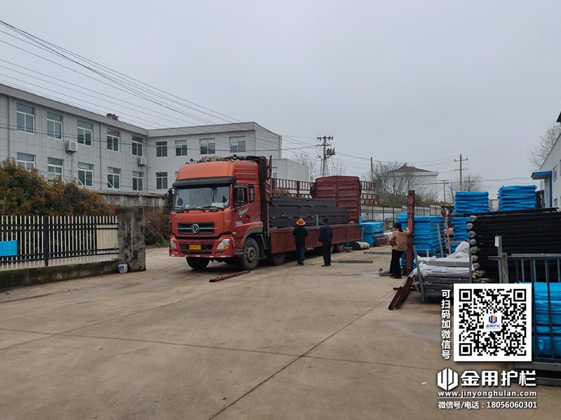 2024年3月30日鋅鋼圍墻護(hù)欄裝車(chē)發(fā)貨！