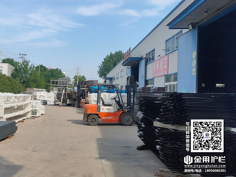 2024年5月22日鋅鋼百葉窗裝車發貨！