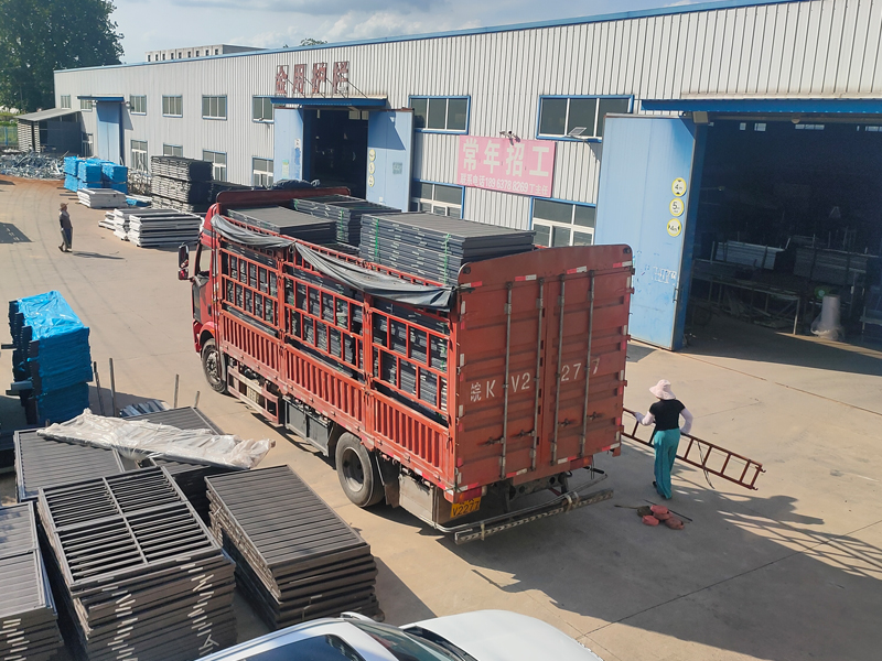 2024年7月26日鋅鋼百葉窗裝車發(fā)貨！