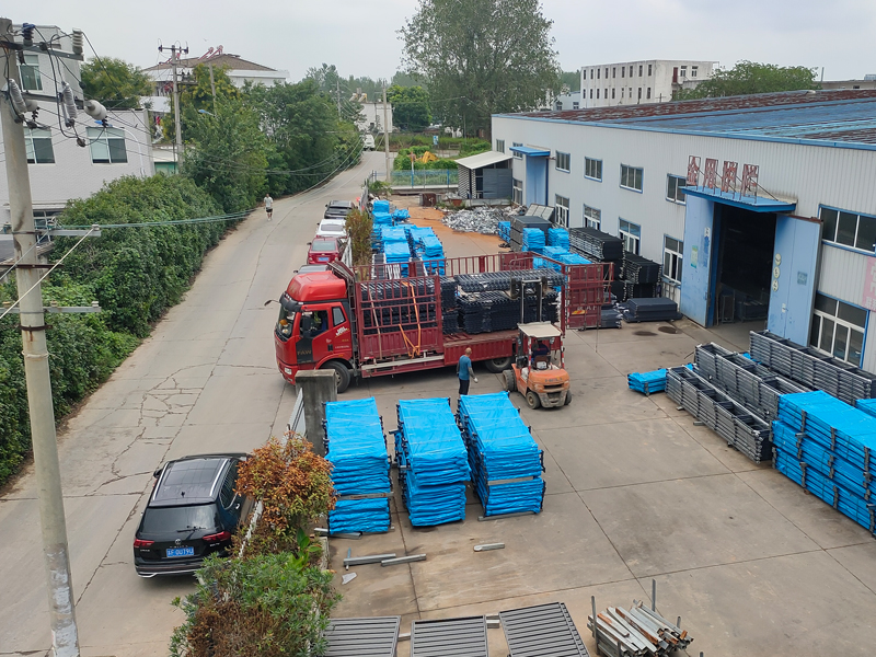 2024年8月29日鋅鋼圍墻護欄裝車發貨！