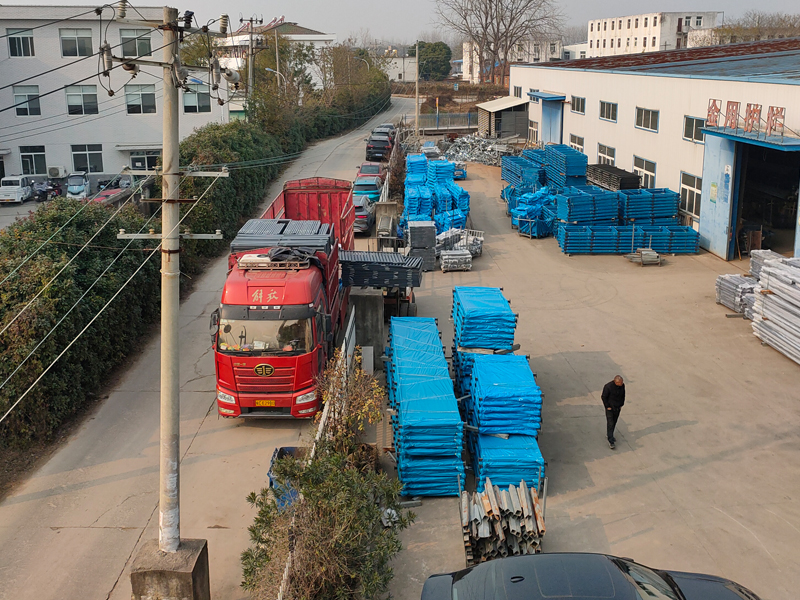 2024年12月13日鋅鋼百葉窗裝車發貨！