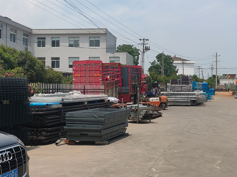 2025年5月29日鋁合金百葉窗裝車發(fā)貨！