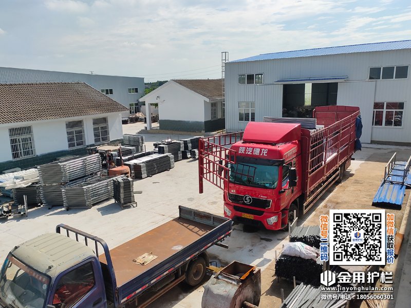 2025年6月30日鋁合金百葉窗裝車發貨！